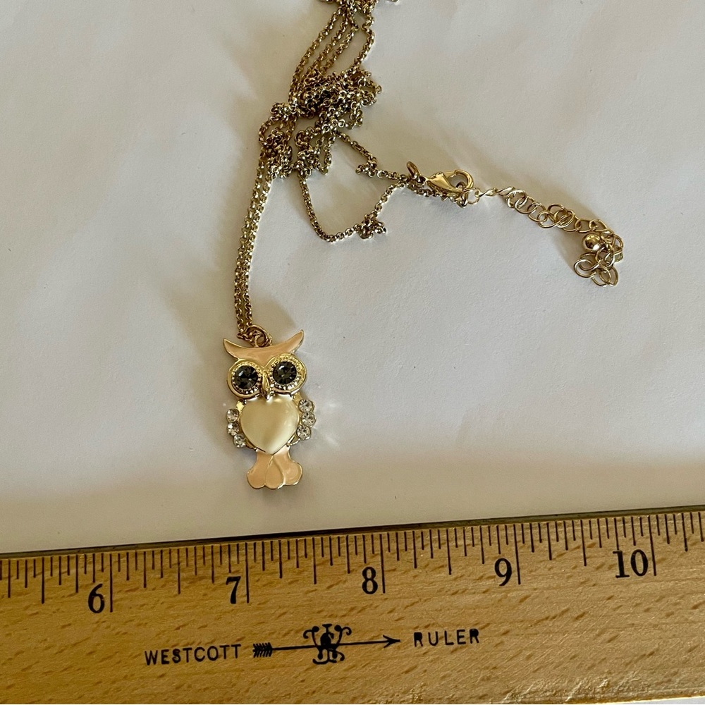 Cute NWOT Gold Owl Necklace - Picture 4 of 6